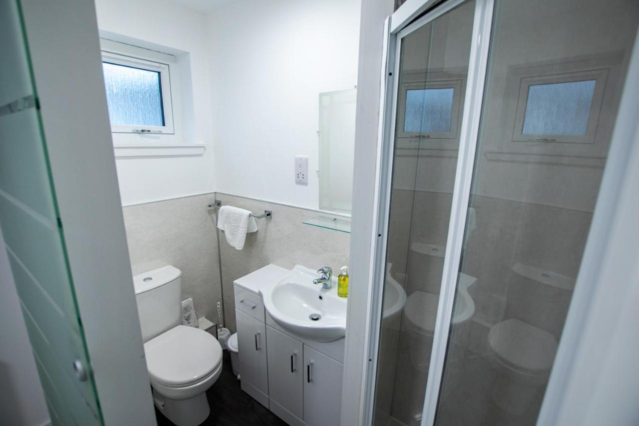 ホテル コラン バンクハウス Corran  エクステリア 写真 A typical shower room